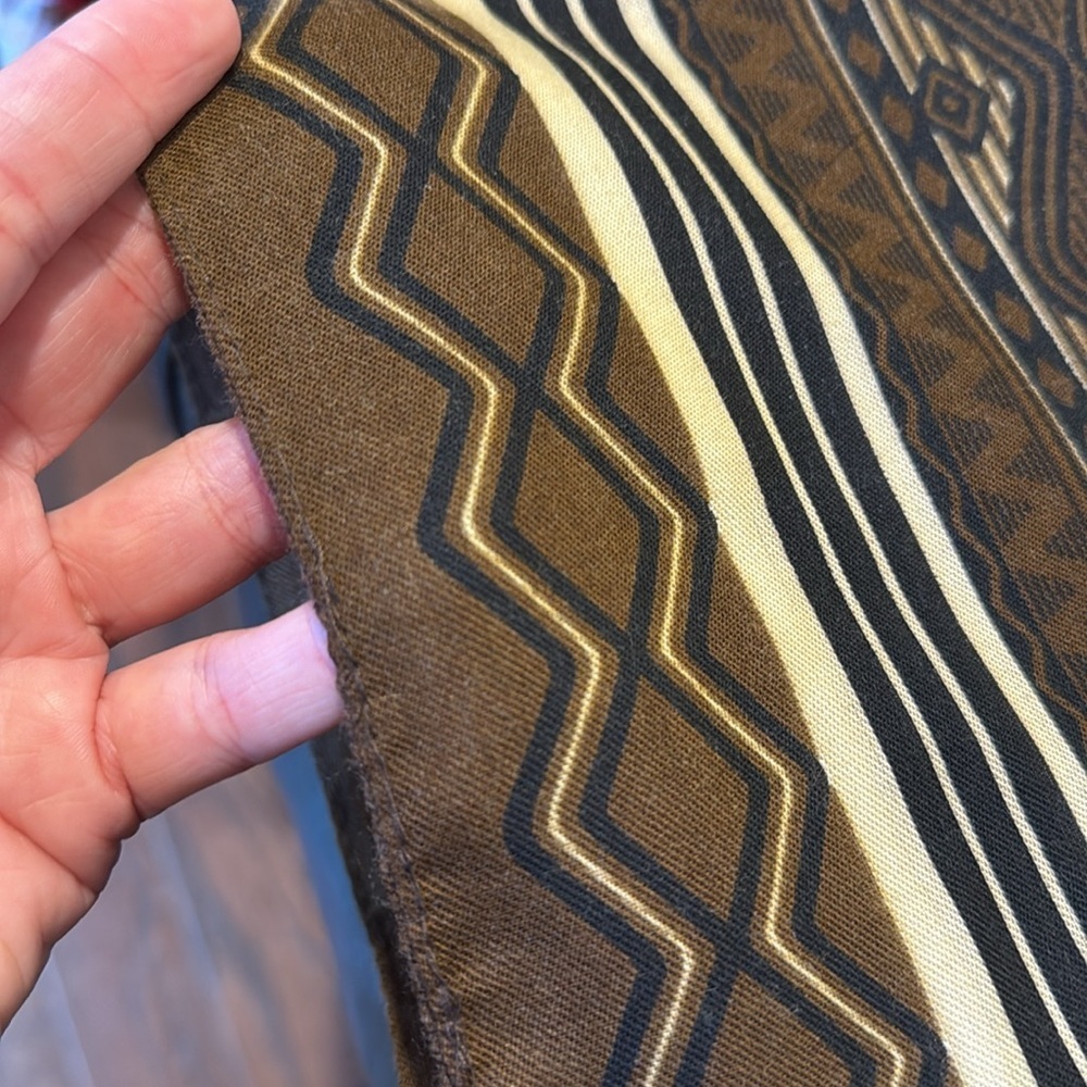Givenchy scarf - Picture 7 of 7